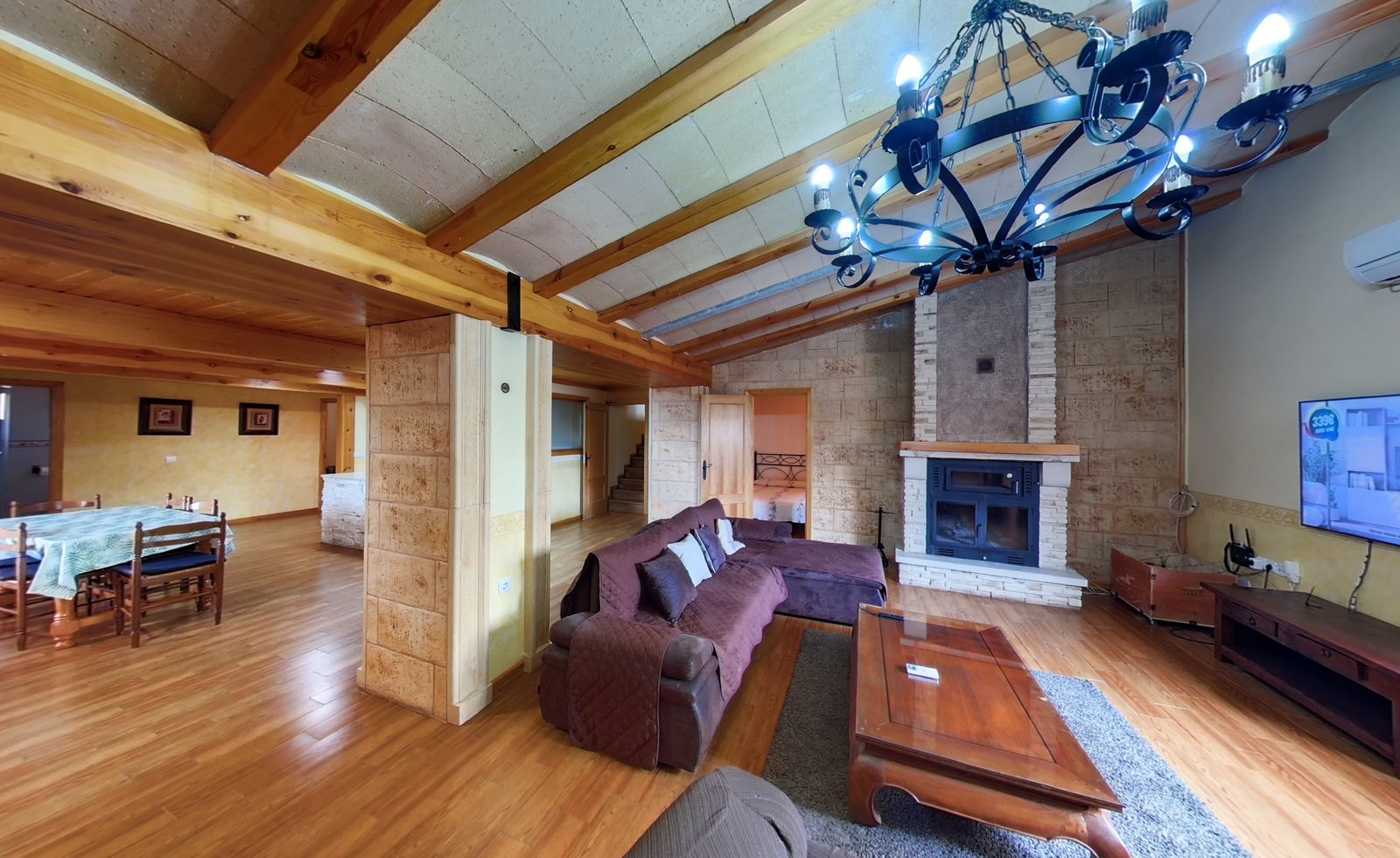 Interior acogedor del Chalet de los Olivos